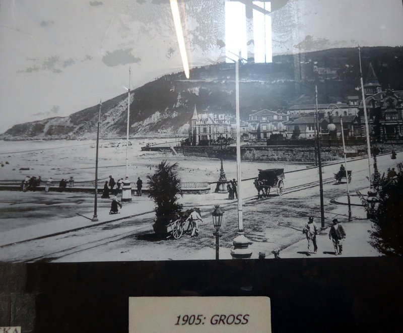 1905: Gross