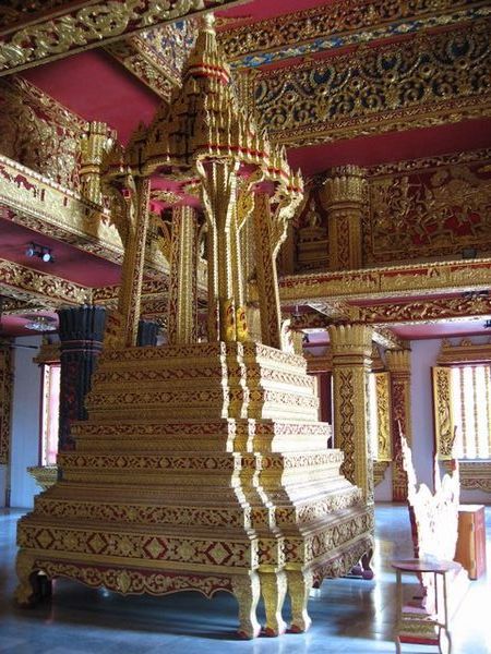 Inside Wat Xieng Thong