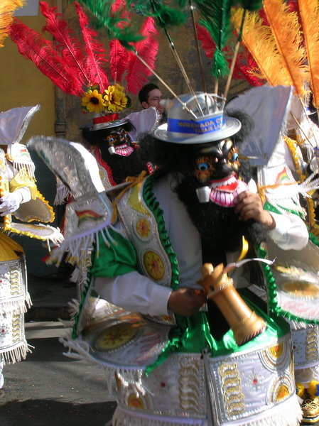 Dancers in La Paz