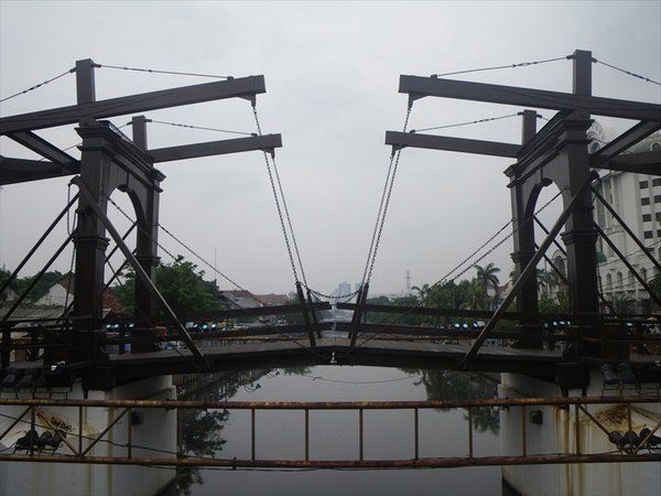 Dutch bridge/Nederlandse brug