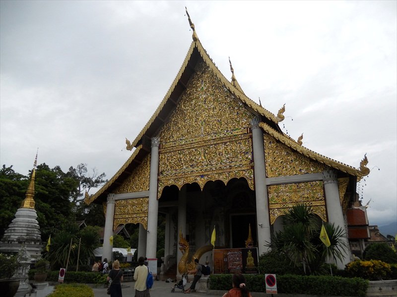 another temple/een andere tempel