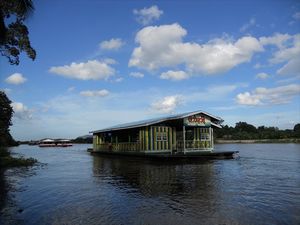 Floating restaurant/Varend restaurant