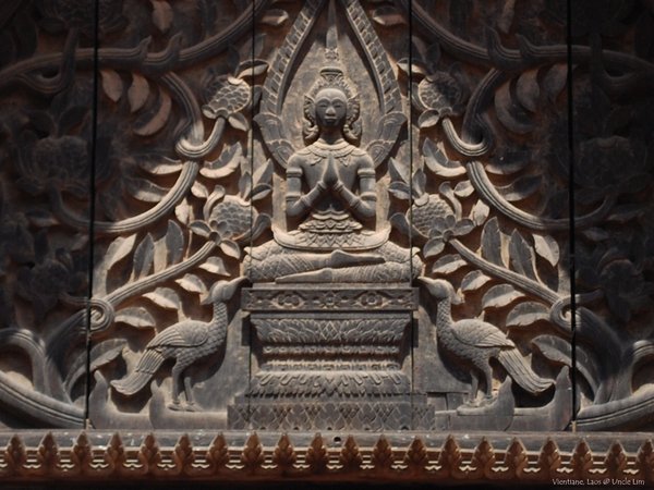 西沙格寺的木雕刻