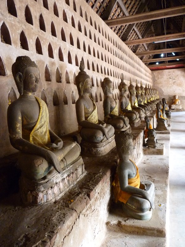 西沙格寺的佛像收藏