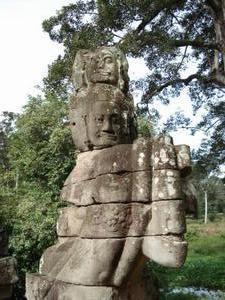  Angkor Thom