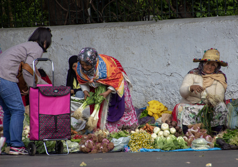 Tangier market traders