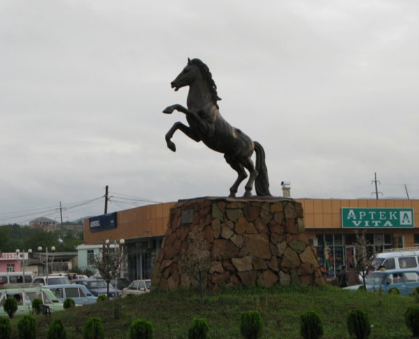 Horse statue on the roundabout