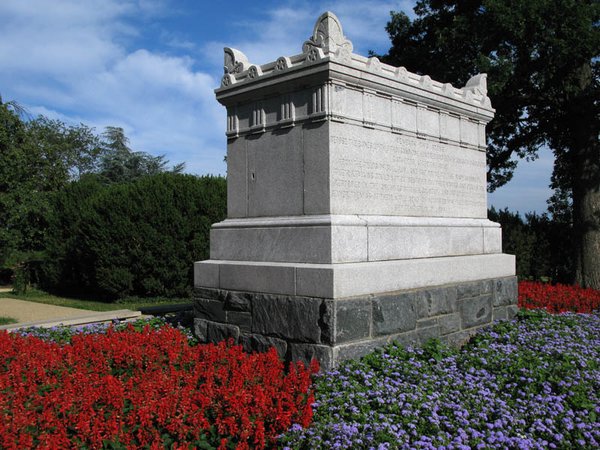 Civil War Unkown Soldiers' Tomb