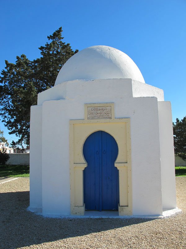 Muslim memorial at Takrouna 