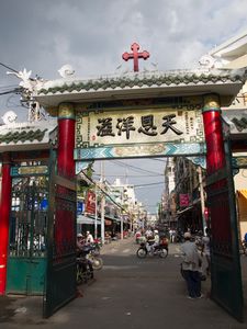 Chinatown church gate