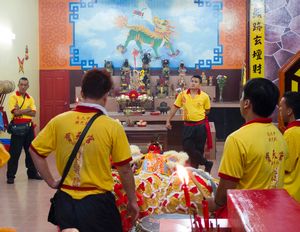 Blessing the lion dancers
