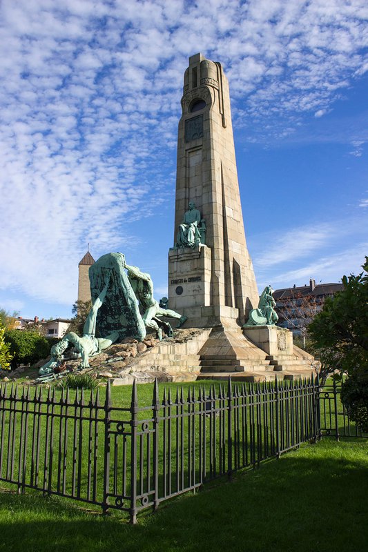 Naval memorial