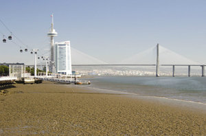 Vasco de Gama tower and bridge