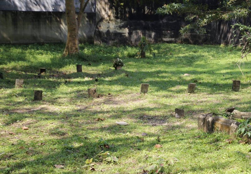 Unmarked graves of tsunami victims