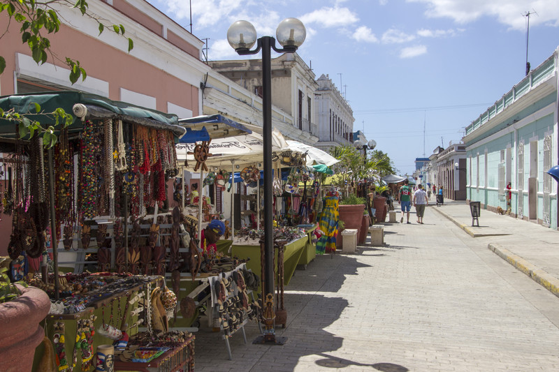 Cienfuegos street scene