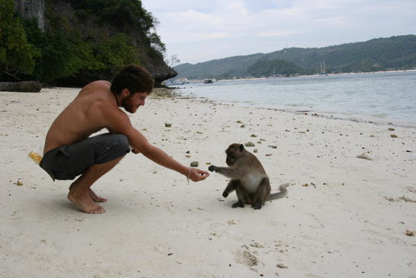 Joey Keeperman and the monkey