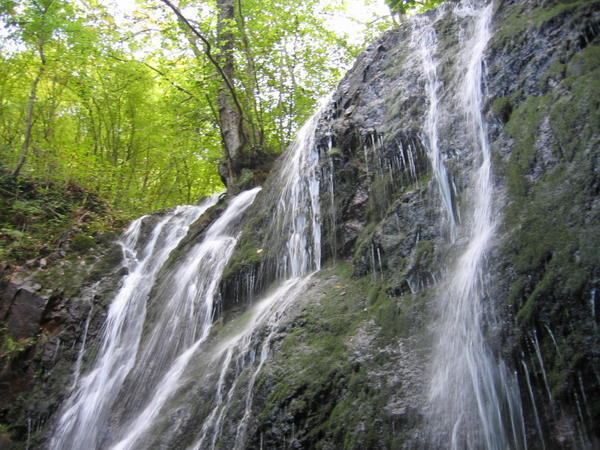 Vodapard - Waterfall!
