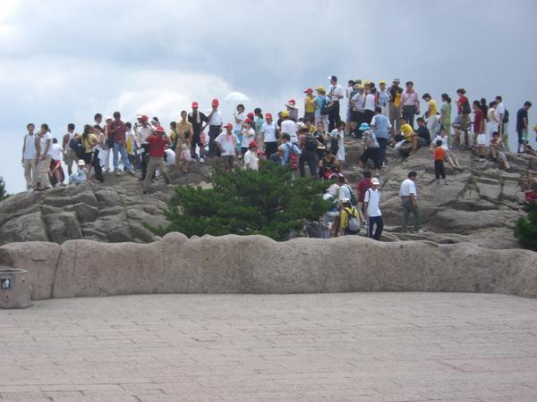 chinese tourist crowds