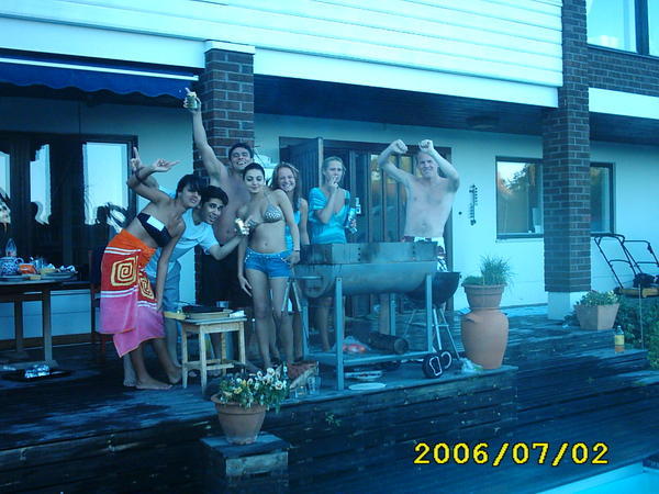 Poolparty in the beginning
