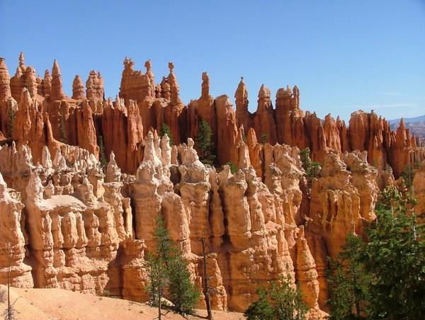 Hoodoos - The Chess Pieces