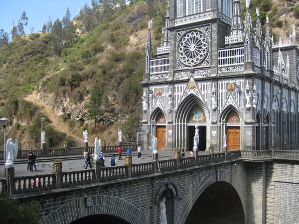 El Sanctuario de Las Lajas