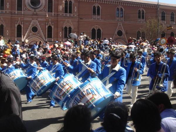 Procesiones para el Día de Virgen del Carmen, Festival del Gran Poder.