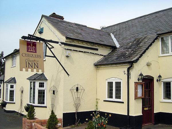 Chequers Country Inn