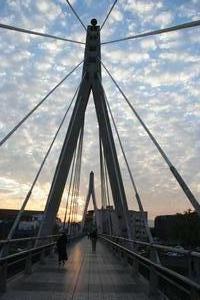 El Puente de Huerfanos