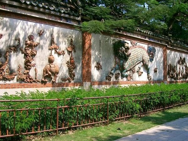 Wall detail, Kaiyuan Temple