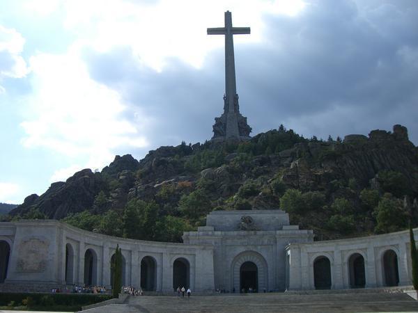 Basilica de la Santa Cruz del Valle de los Caidos