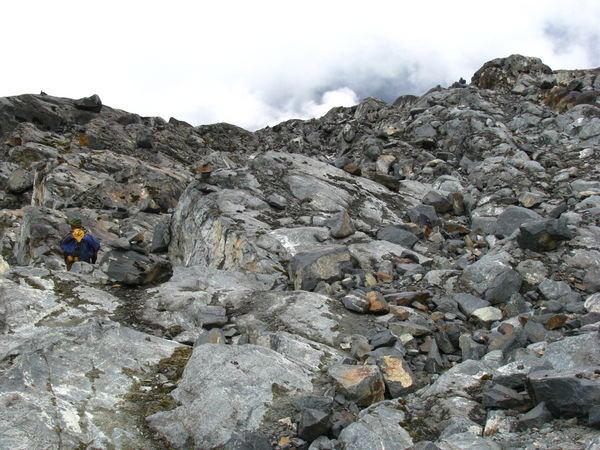 Endless slabs and boulders on the descent