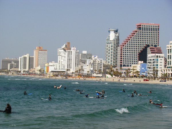 Surf's Up, Tel Aviv