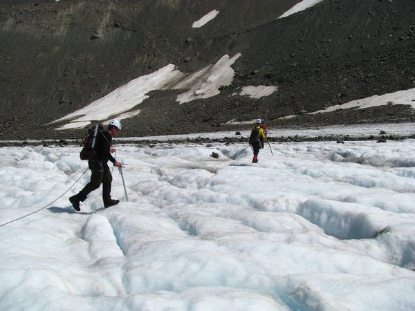 Easily Navigating the Crevassed Lower Blue Glacier