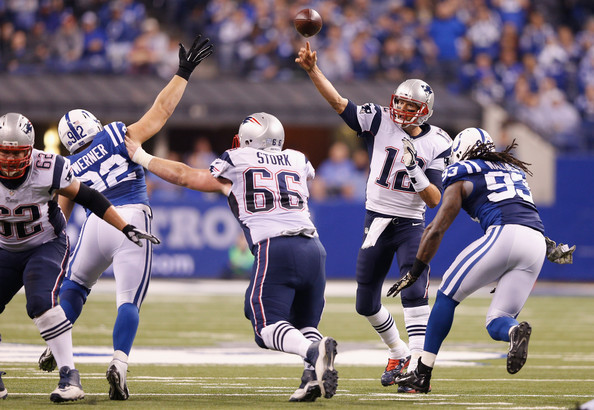 New England Patriots' Quaterback Tom Brady Carving Up the Indianapolis Colts