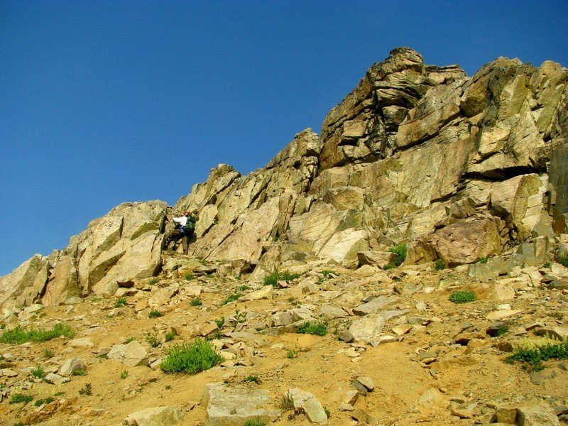 Zak Climbing the Notch to the Ridge