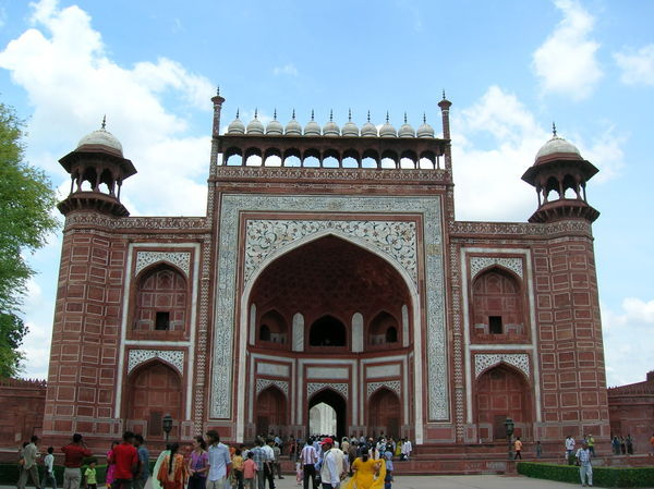 The Gateway to the Taj
