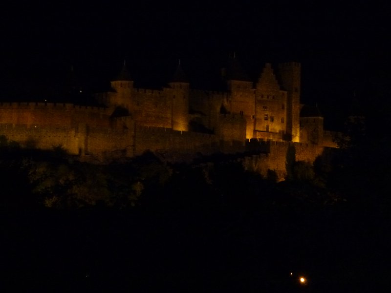 20111001P1000372 Carcassonne La Cite at night
