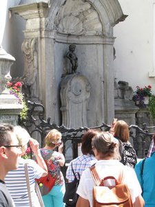 Small actual size of Manneken Pis