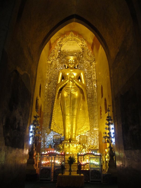 Norht Buddha, Ananda Temple