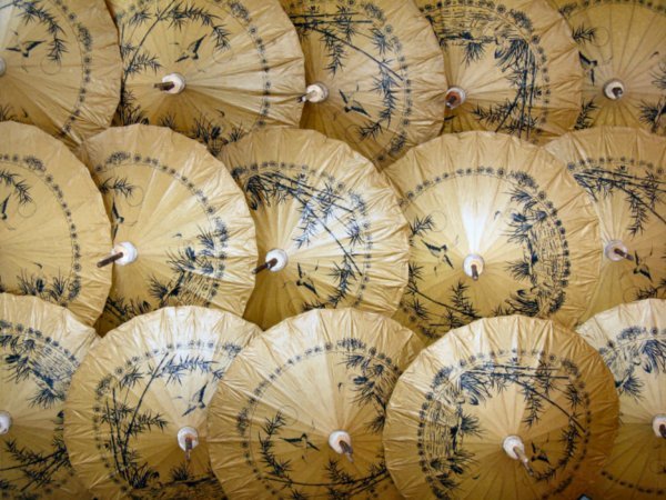 Umbrellas display - Bo Sang
