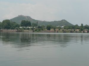 Nigeen Lake