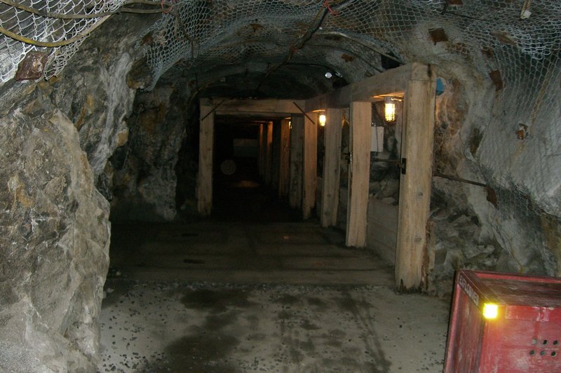 Sudbury Nickle Mine, ON 