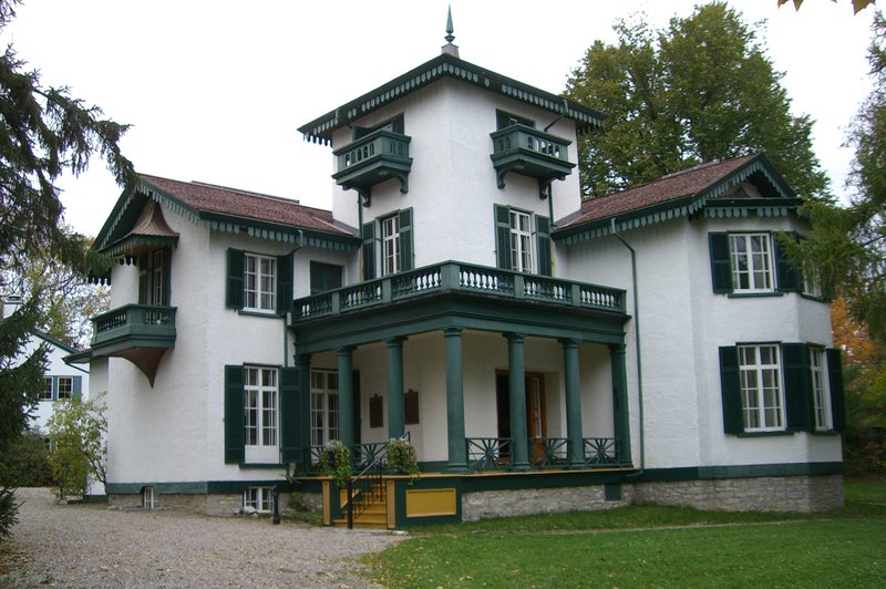 Bellevue House residence of Sir John A. MacDonald
