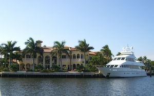 Mansion & Yacht water taxi cruise