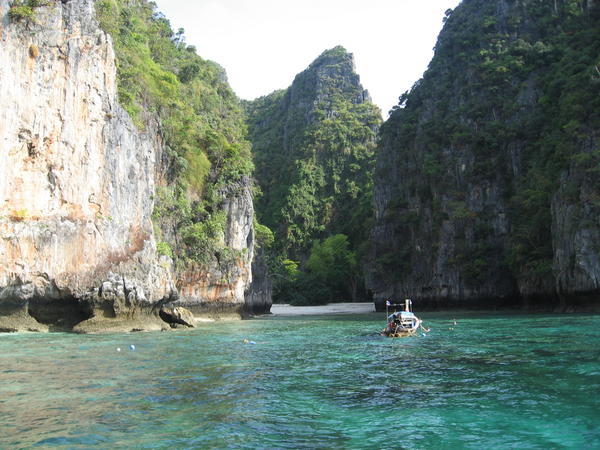 Maya Bay, Ko Phi Phi Ley