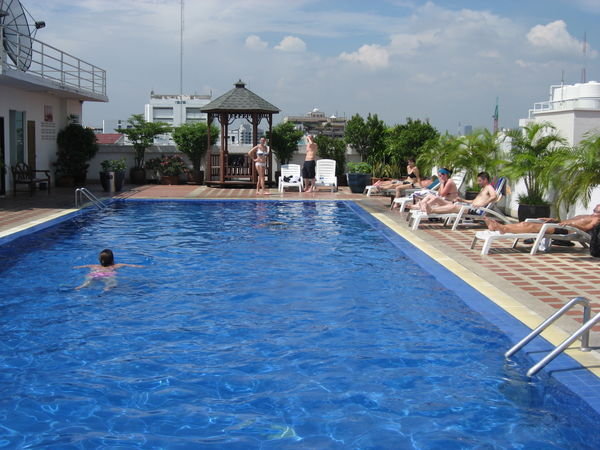 pool at Rambuttri