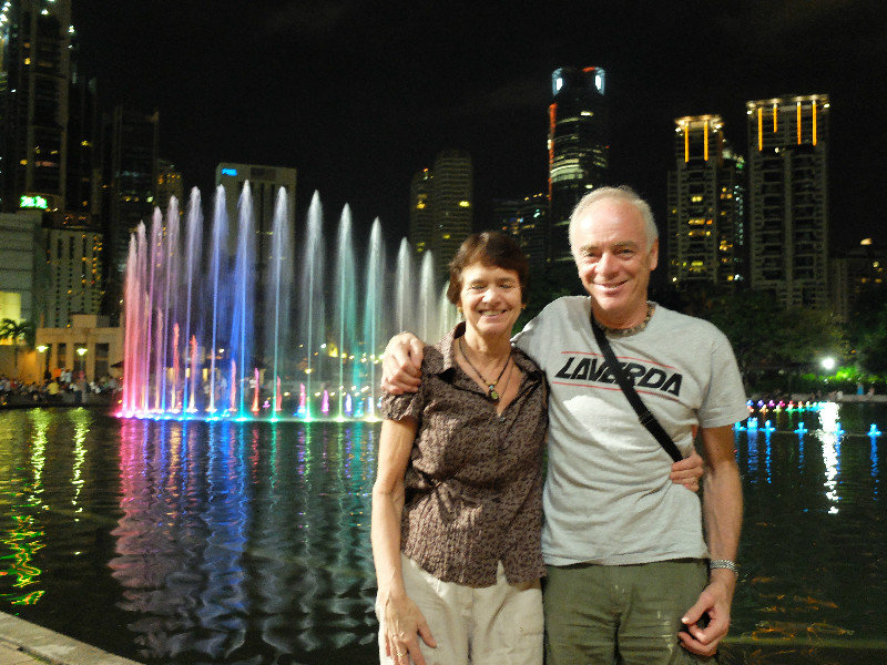 Fountains, Petronis Towers
