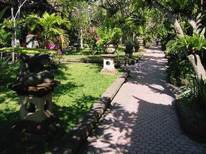 Gardens at Villa Shanti