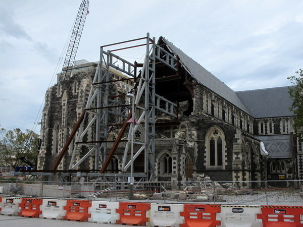 The Christchurch Cathedral : to be demolished ...