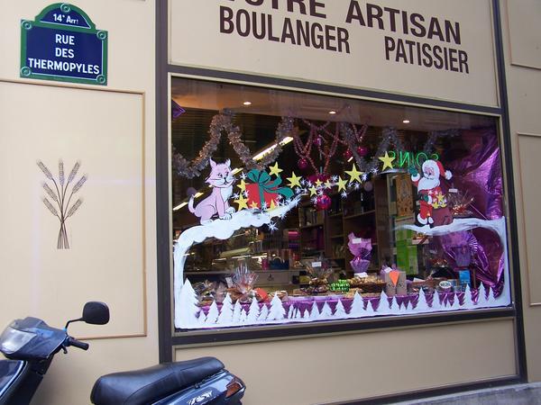 Local Bakery Decorates for Christmas